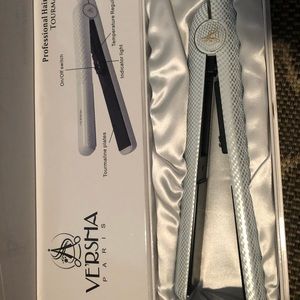 Never Used Versha Tourmaline Hair Straightener